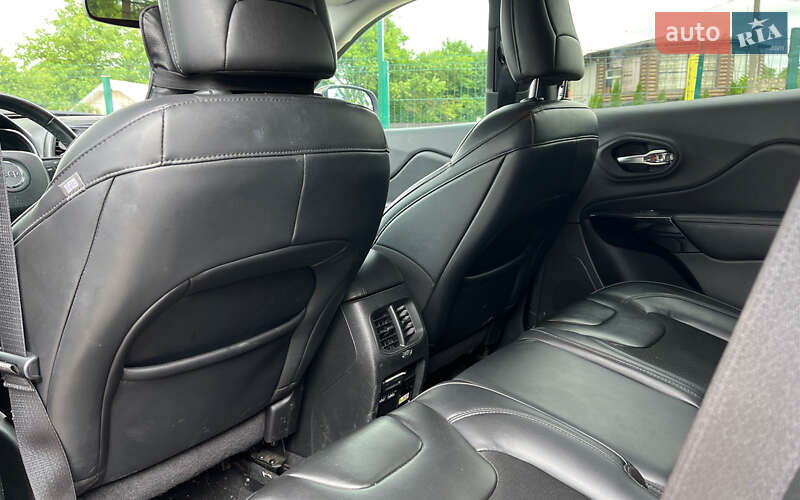 Внедорожник / Кроссовер Jeep Cherokee 2020 в Коломые фото 21 Внедорожник / Кроссовер Jeep Cherokee 2020 в Коломые