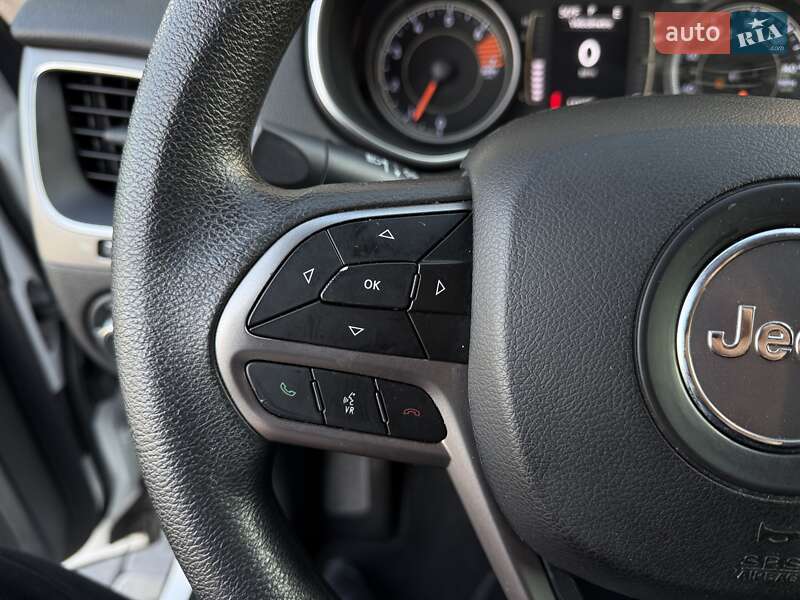 Внедорожник / Кроссовер Jeep Cherokee 2019 в Львове