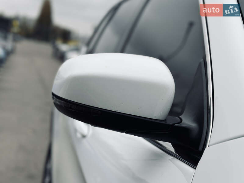 Внедорожник / Кроссовер Jeep Cherokee 2015 в Кременчуге