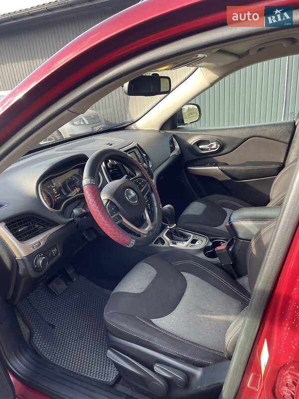 Внедорожник / Кроссовер Jeep Cherokee 2016 в Ременове фото 17 Внедорожник / Кроссовер Jeep Cherokee 2016 в Ременове