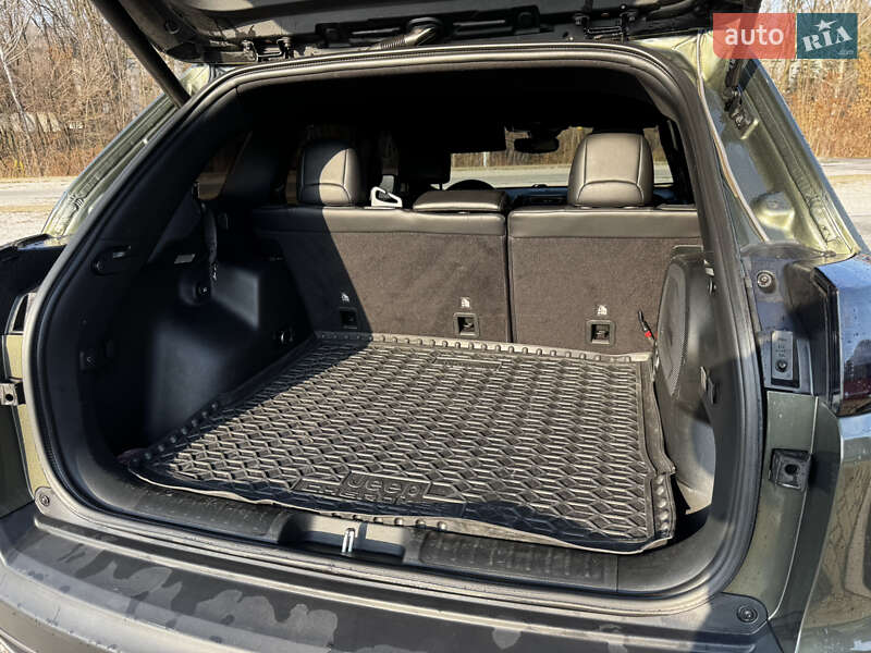 Внедорожник / Кроссовер Jeep Cherokee 2018 в Днепре