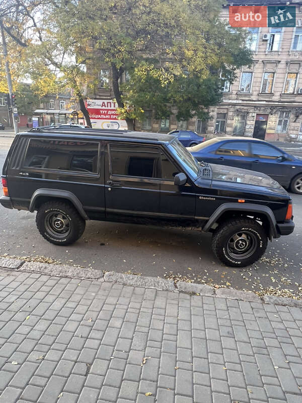 Внедорожник / Кроссовер Jeep Cherokee 1989 в Одессе фото 3 Внедорожник / Кроссовер Jeep Cherokee 1989 в Одессе