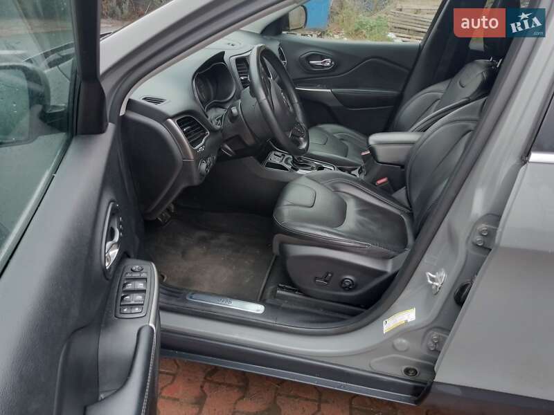 Позашляховик / Кросовер Jeep Cherokee 2019 в Рівному фото 7 Позашляховик / Кросовер Jeep Cherokee 2019 в Рівному