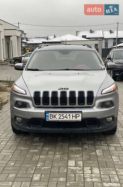 Позашляховик / Кросовер Jeep Cherokee 2014 в Рівному