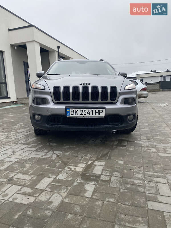 Позашляховик / Кросовер Jeep Cherokee 2014 в Рівному фото 6 Позашляховик / Кросовер Jeep Cherokee 2014 в Рівному