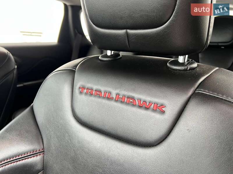 Внедорожник / Кроссовер Jeep Cherokee 2019 в Львове фото 20 Внедорожник / Кроссовер Jeep Cherokee 2019 в Львове