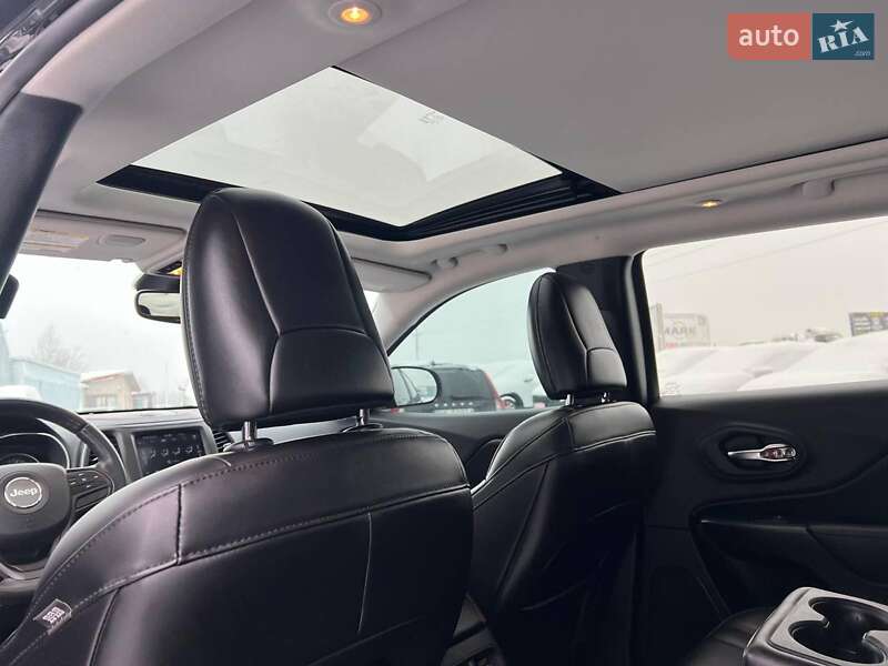 Внедорожник / Кроссовер Jeep Cherokee 2019 в Львове фото 40 Внедорожник / Кроссовер Jeep Cherokee 2019 в Львове