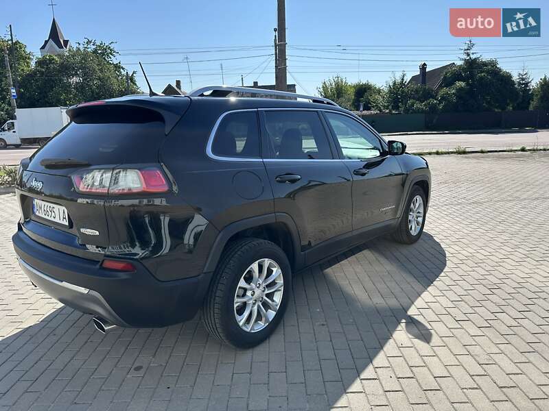 Внедорожник / Кроссовер Jeep Cherokee 2018 в Житомире