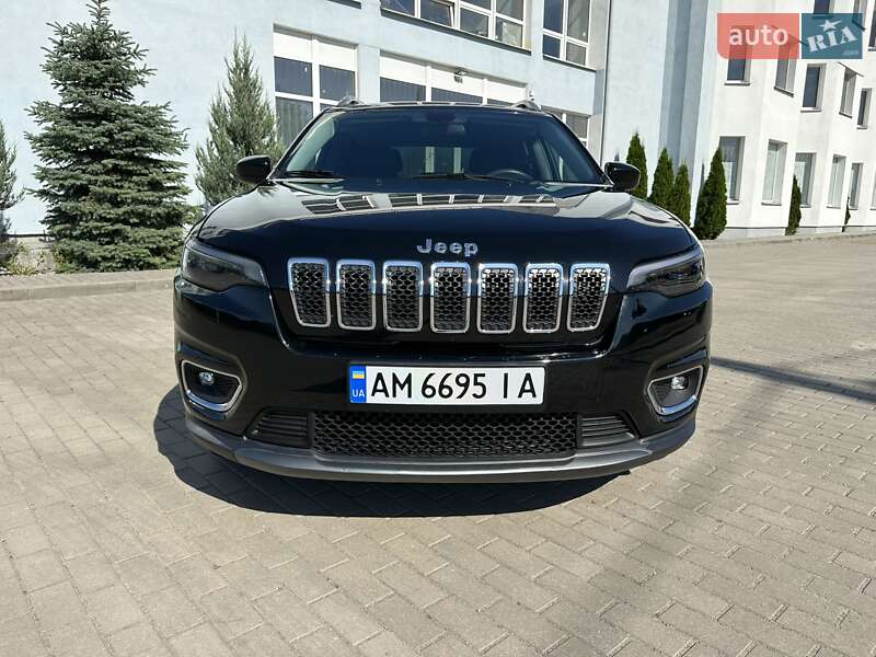 Внедорожник / Кроссовер Jeep Cherokee 2018 в Житомире