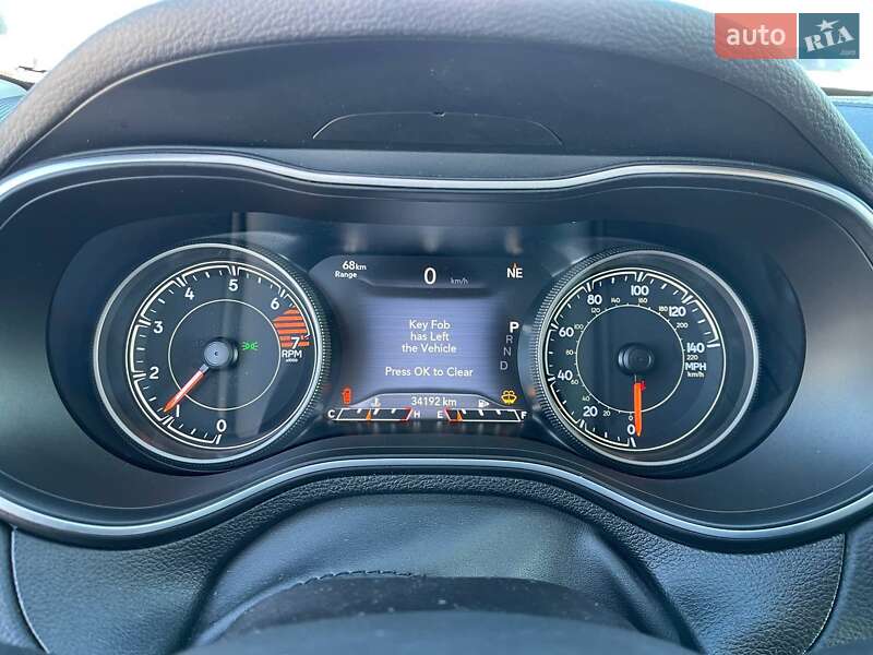 Внедорожник / Кроссовер Jeep Cherokee 2019 в Львове