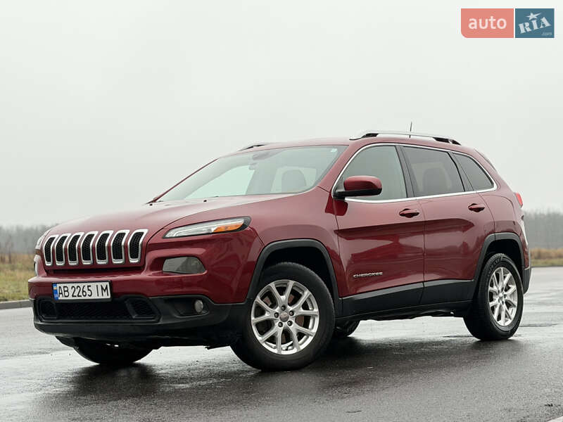 Внедорожник / Кроссовер Jeep Cherokee 2015 в Виннице