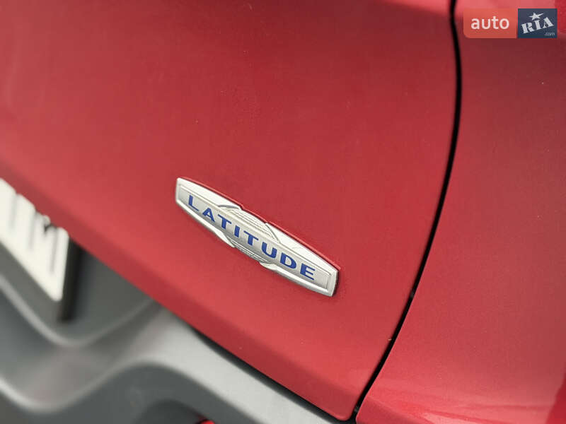 Внедорожник / Кроссовер Jeep Cherokee 2015 в Виннице