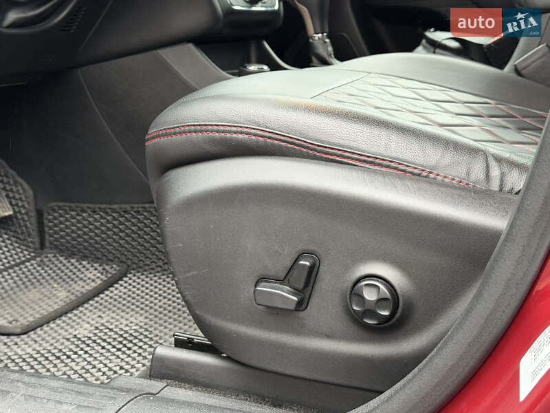 Внедорожник / Кроссовер Jeep Cherokee 2015 в Виннице