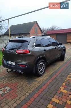 Внедорожник / Кроссовер Jeep Cherokee 2015 в Сумах