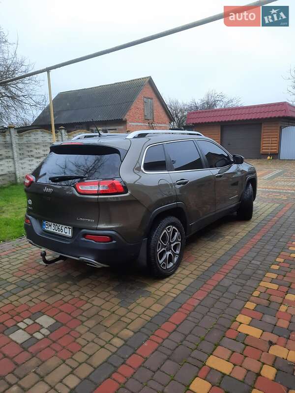 Внедорожник / Кроссовер Jeep Cherokee 2015 в Сумах