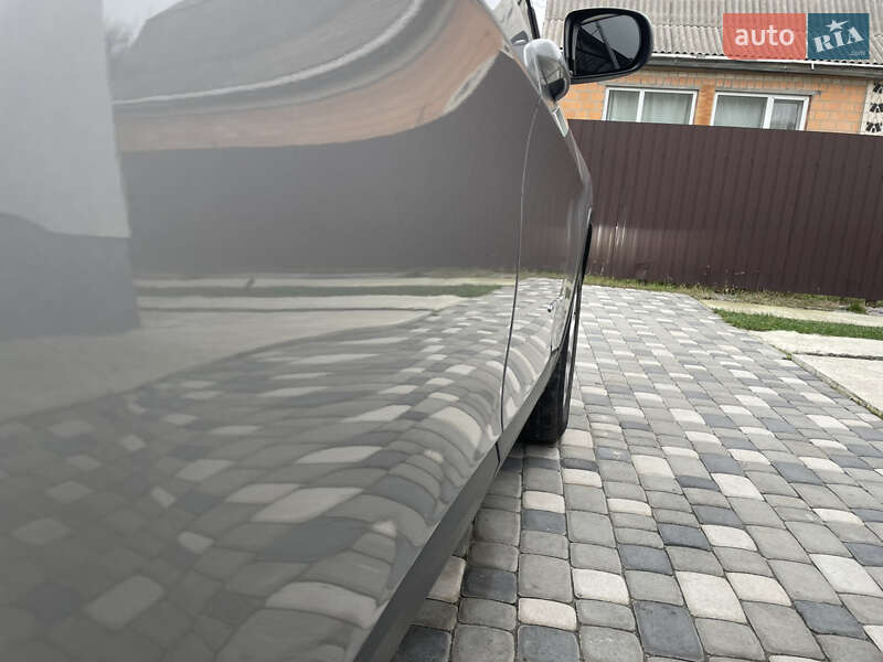 Внедорожник / Кроссовер Jeep Cherokee 2014 в Лубнах