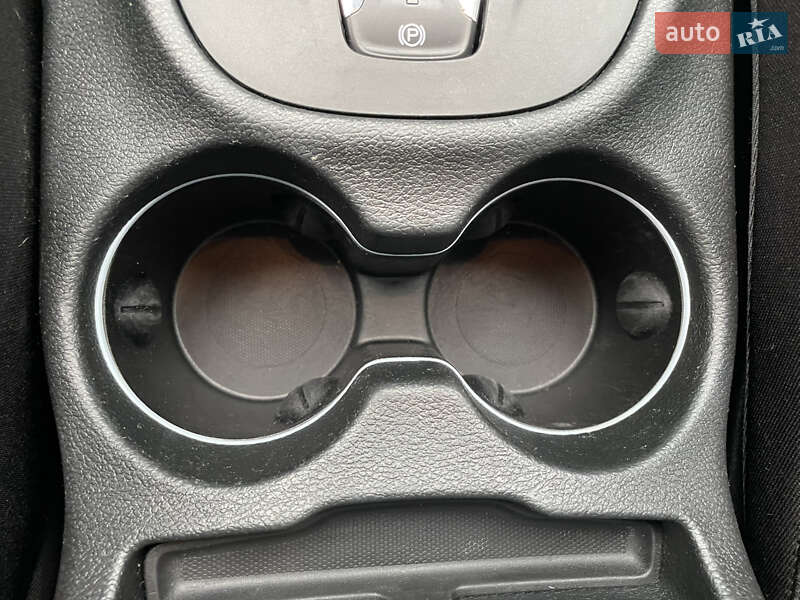 Внедорожник / Кроссовер Jeep Cherokee 2014 в Лубнах