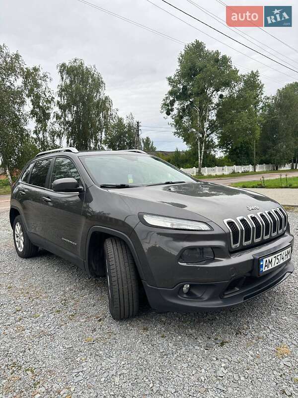 Позашляховик / Кросовер Jeep Cherokee 2014 в Житомирі