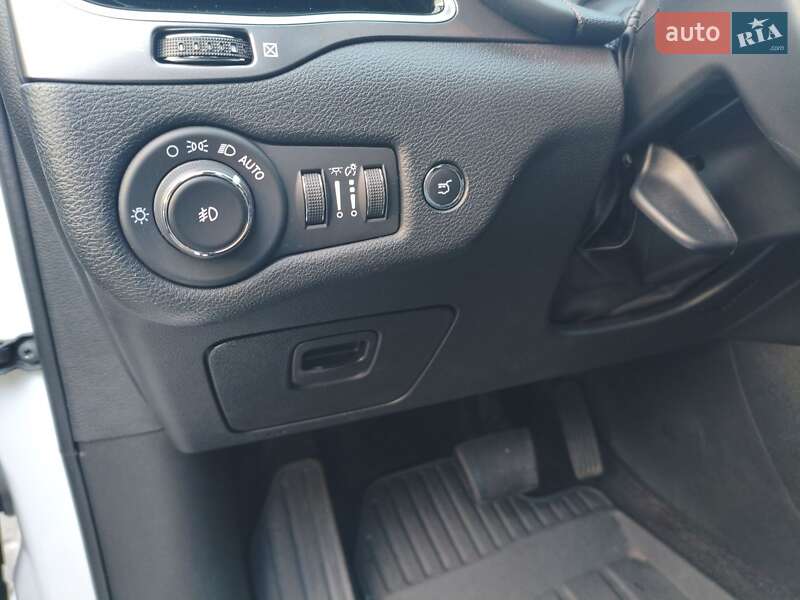 Позашляховик / Кросовер Jeep Cherokee 2018 в Харкові