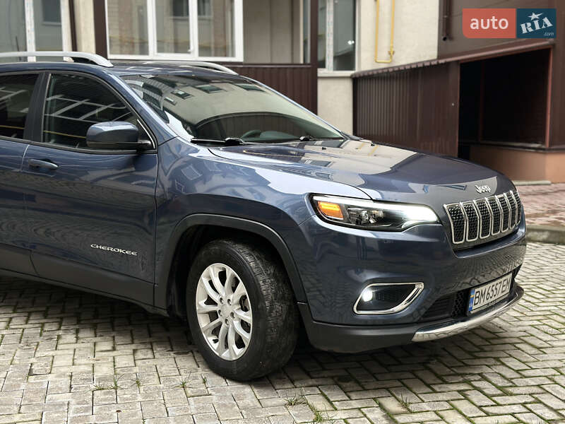 Позашляховик / Кросовер Jeep Cherokee 2021 в Ромнах