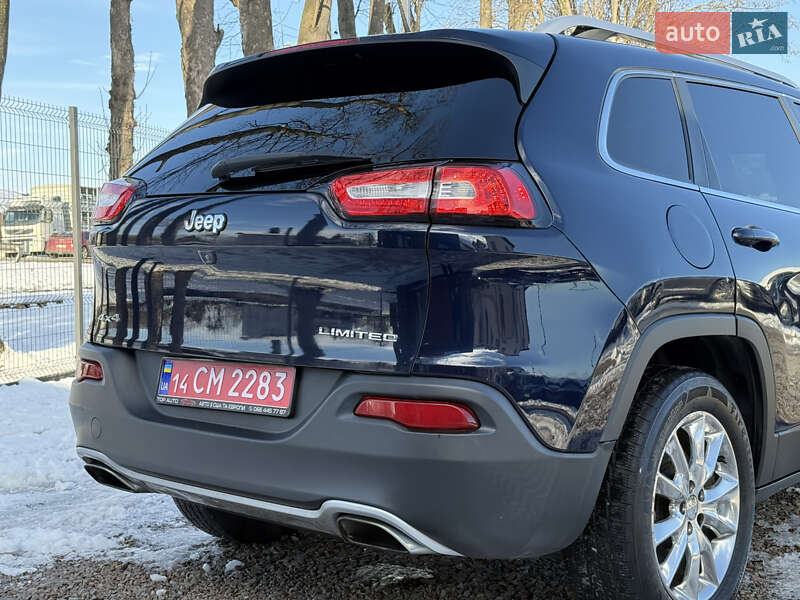 Позашляховик / Кросовер Jeep Cherokee 2015 в Стрию