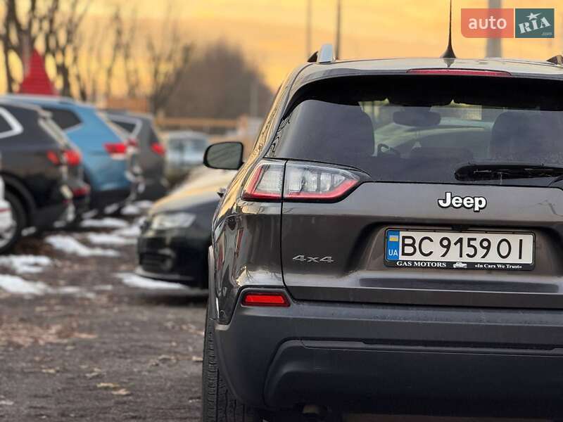Позашляховик / Кросовер Jeep Cherokee 2018 в Львові