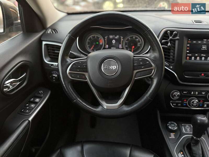 Позашляховик / Кросовер Jeep Cherokee 2018 в Львові