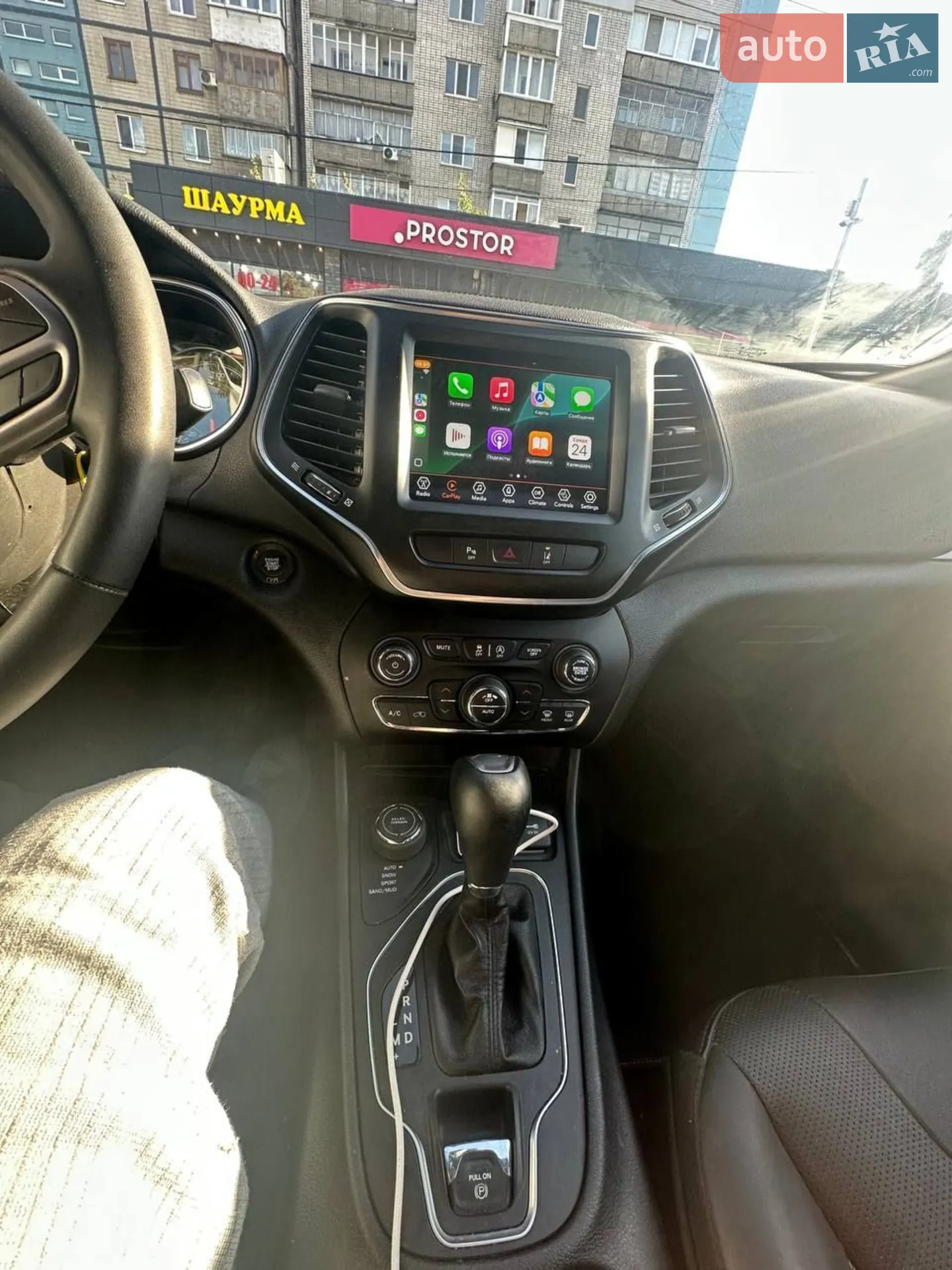 2021 Jeep Cherokee - мініатюра 12