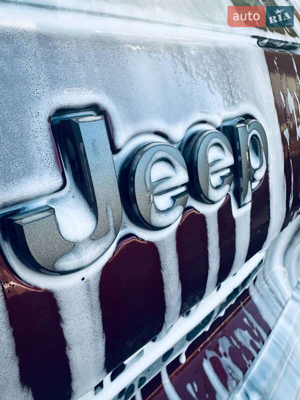 Внедорожник / Кроссовер Jeep Cherokee 2021 в Днепре