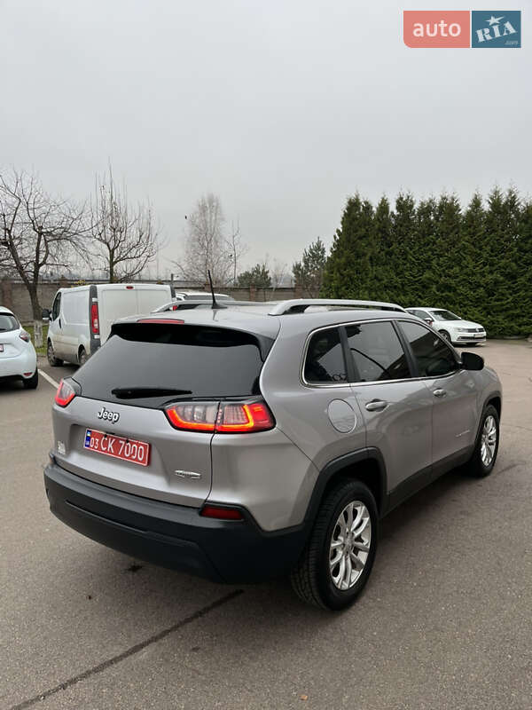 Внедорожник / Кроссовер Jeep Cherokee 2019 в Ровно