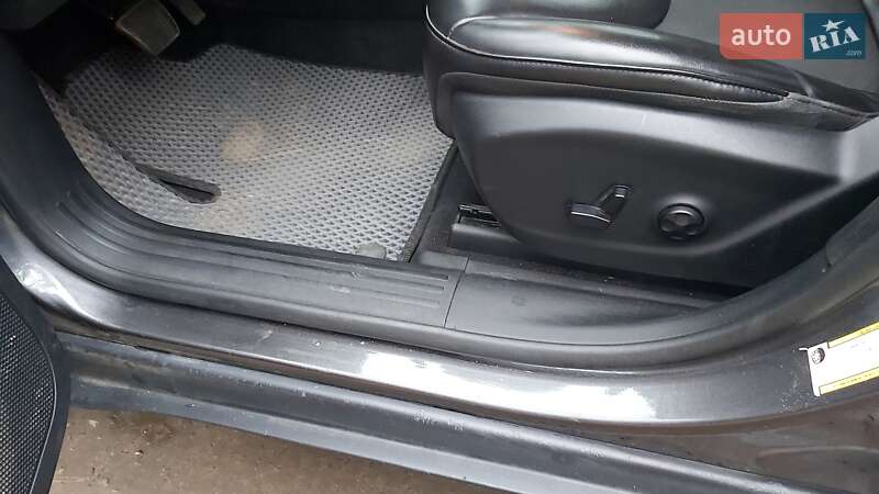 Позашляховик / Кросовер Jeep Cherokee 2020 в Києві фото 9 Позашляховик / Кросовер Jeep Cherokee 2020 в Києві