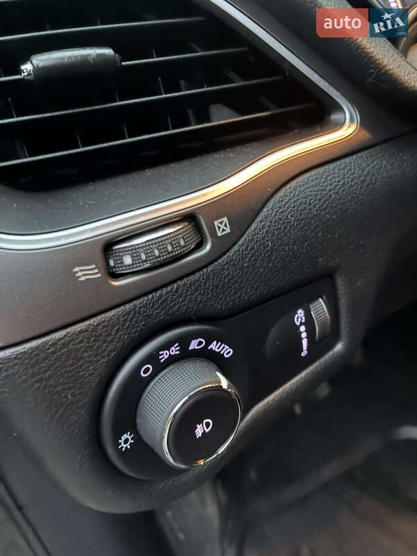 Позашляховик / Кросовер Jeep Cherokee 2019 в Жмеринці фото 15 Позашляховик / Кросовер Jeep Cherokee 2019 в Жмеринці