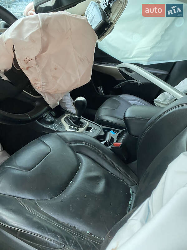 Позашляховик / Кросовер Jeep Cherokee 2017 в Черкасах