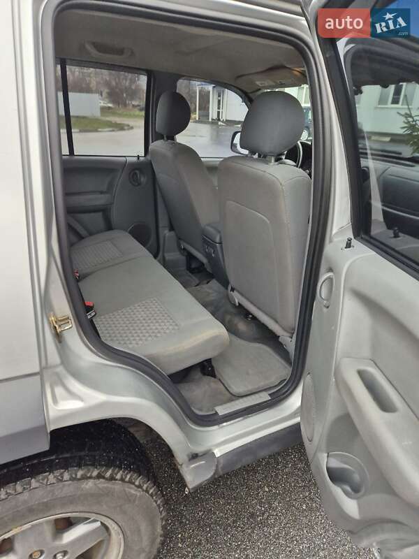 Позашляховик / Кросовер Jeep Cherokee 2006 в Богуславі фото 20 Позашляховик / Кросовер Jeep Cherokee 2006 в Богуславі