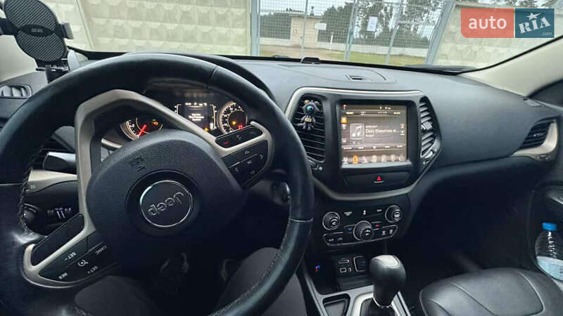 Внедорожник / Кроссовер Jeep Cherokee 2015 в Хмельницком фото 14 Внедорожник / Кроссовер Jeep Cherokee 2015 в Хмельницком