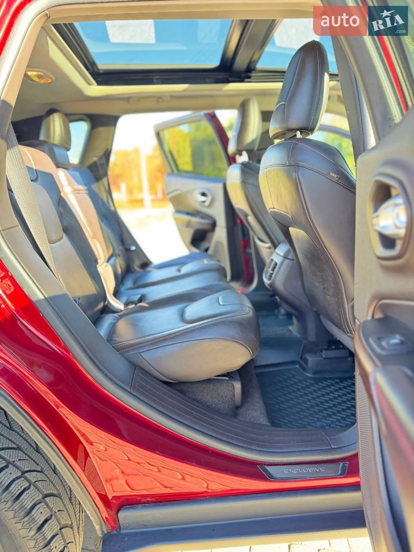 2014 Jeep Cherokee - мініатюра 21