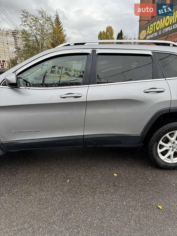 Позашляховик / Кросовер Jeep Cherokee 2016 в Харкові фото 2 Позашляховик / Кросовер Jeep Cherokee 2016 в Харкові