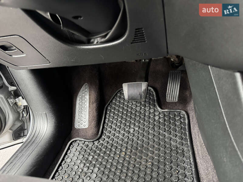 Позашляховик / Кросовер Jeep Cherokee 2016 в Харкові фото 13 Позашляховик / Кросовер Jeep Cherokee 2016 в Харкові