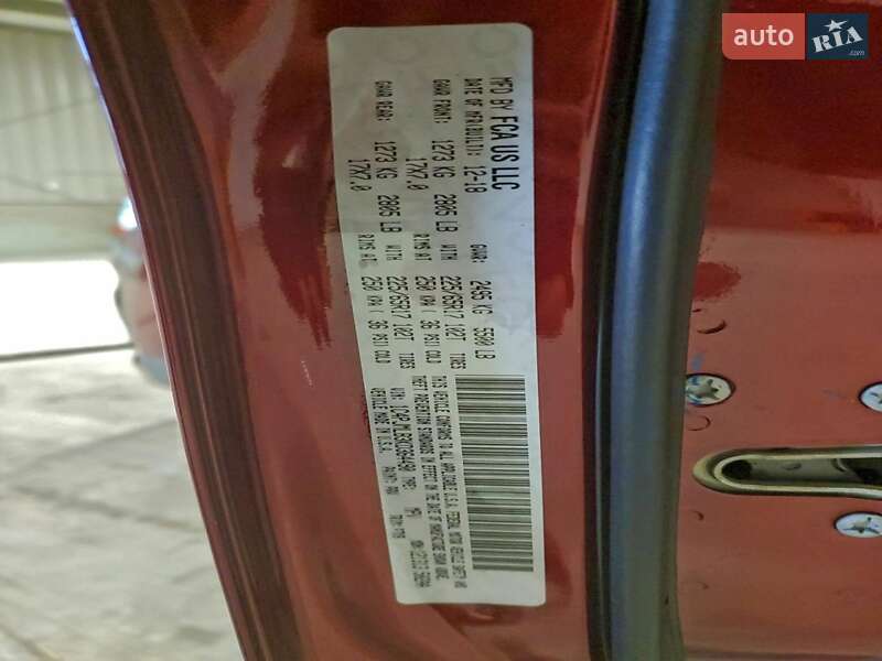 Внедорожник / Кроссовер Jeep Cherokee 2018 в Хмельницком