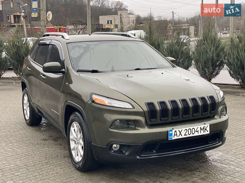 Позашляховик / Кросовер Jeep Cherokee 2015 в Полтаві фото 6 Позашляховик / Кросовер Jeep Cherokee 2015 в Полтаві