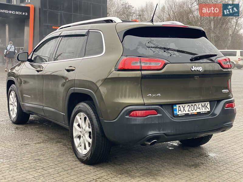 Позашляховик / Кросовер Jeep Cherokee 2015 в Полтаві фото 11 Позашляховик / Кросовер Jeep Cherokee 2015 в Полтаві