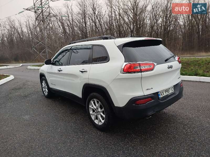 Внедорожник / Кроссовер Jeep Cherokee 2014 в Харькове