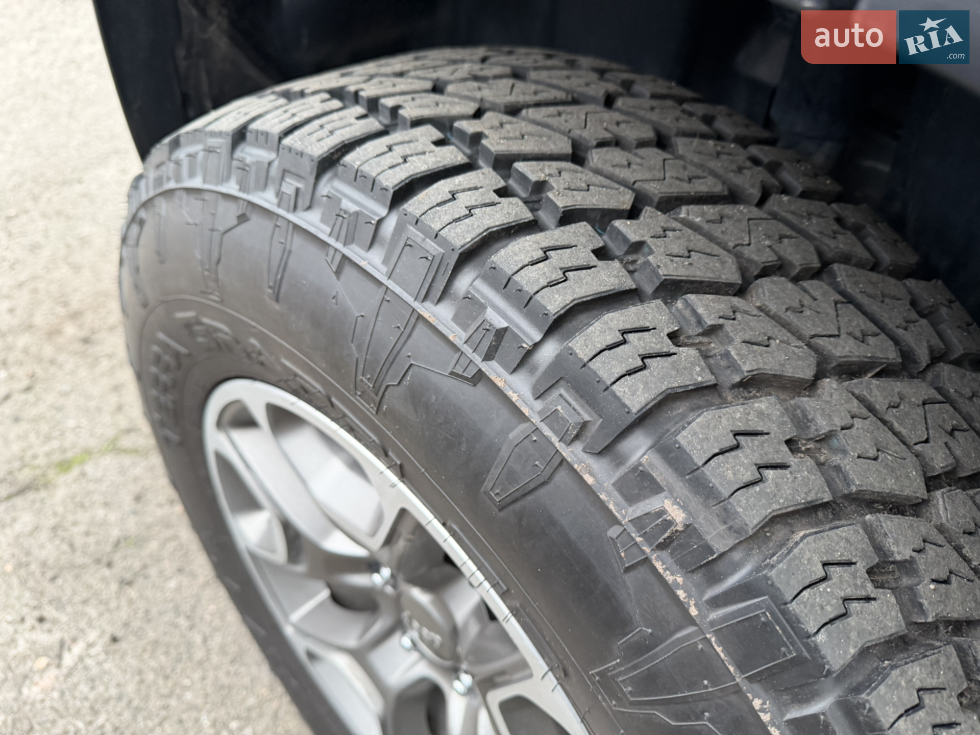 Jeep Cherokee 2020 VIN 1C4PJMBX2MD172963 фото оголошення 19 з 51