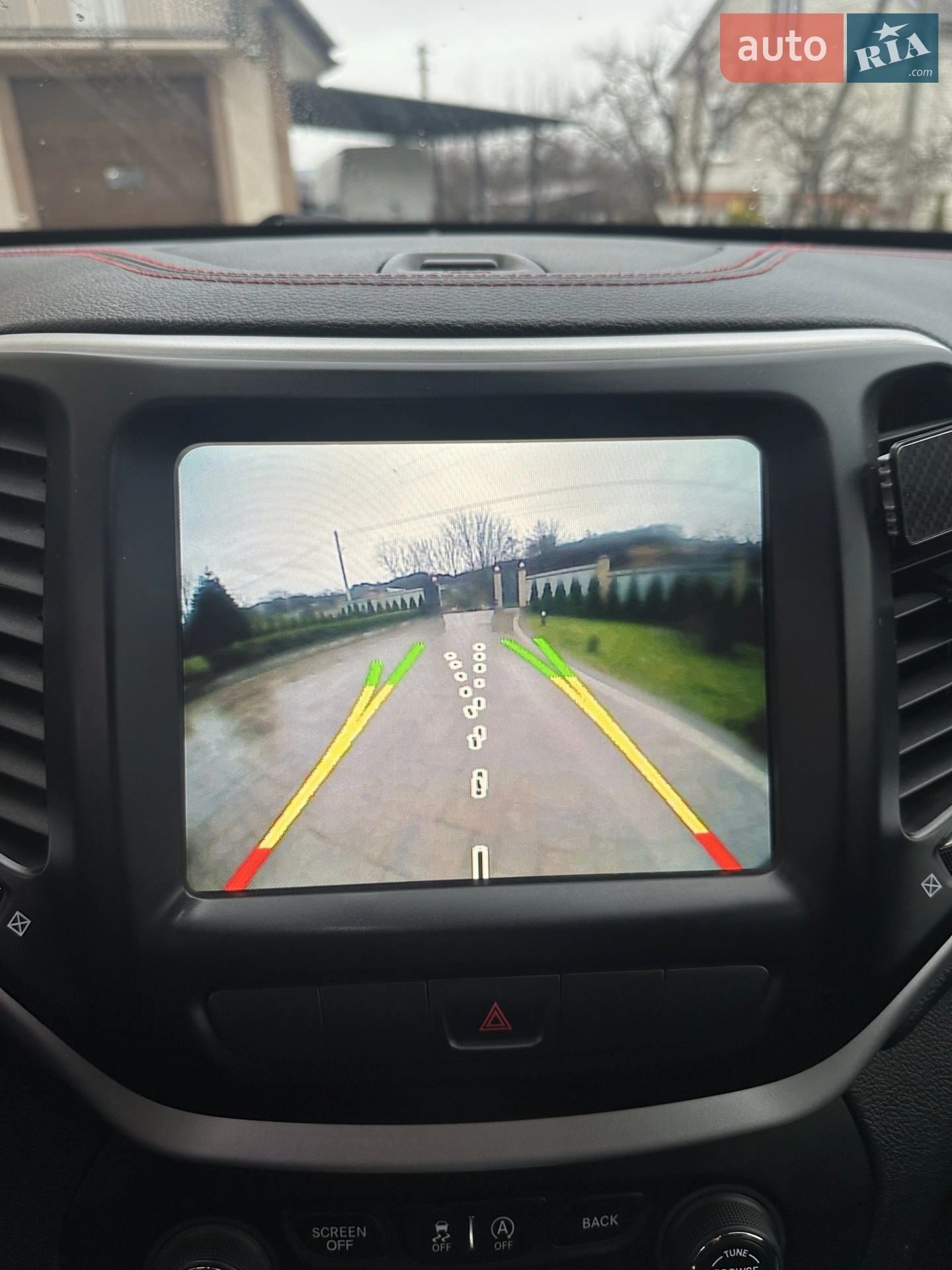2014 Jeep Cherokee - мініатюра 12