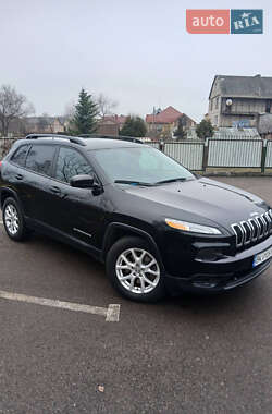 Внедорожник / Кроссовер Jeep Cherokee 2016 в Ровно