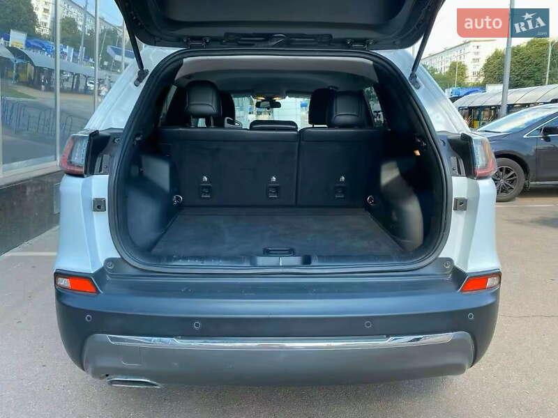 Внедорожник / Кроссовер Jeep Cherokee 2018 в Киеве фото 8 Внедорожник / Кроссовер Jeep Cherokee 2018 в Киеве