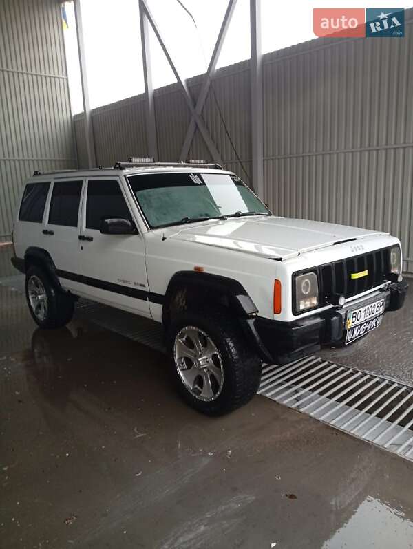 Внедорожник / Кроссовер Jeep Cherokee 1989 в Тернополе фото 2 Внедорожник / Кроссовер Jeep Cherokee 1989 в Тернополе