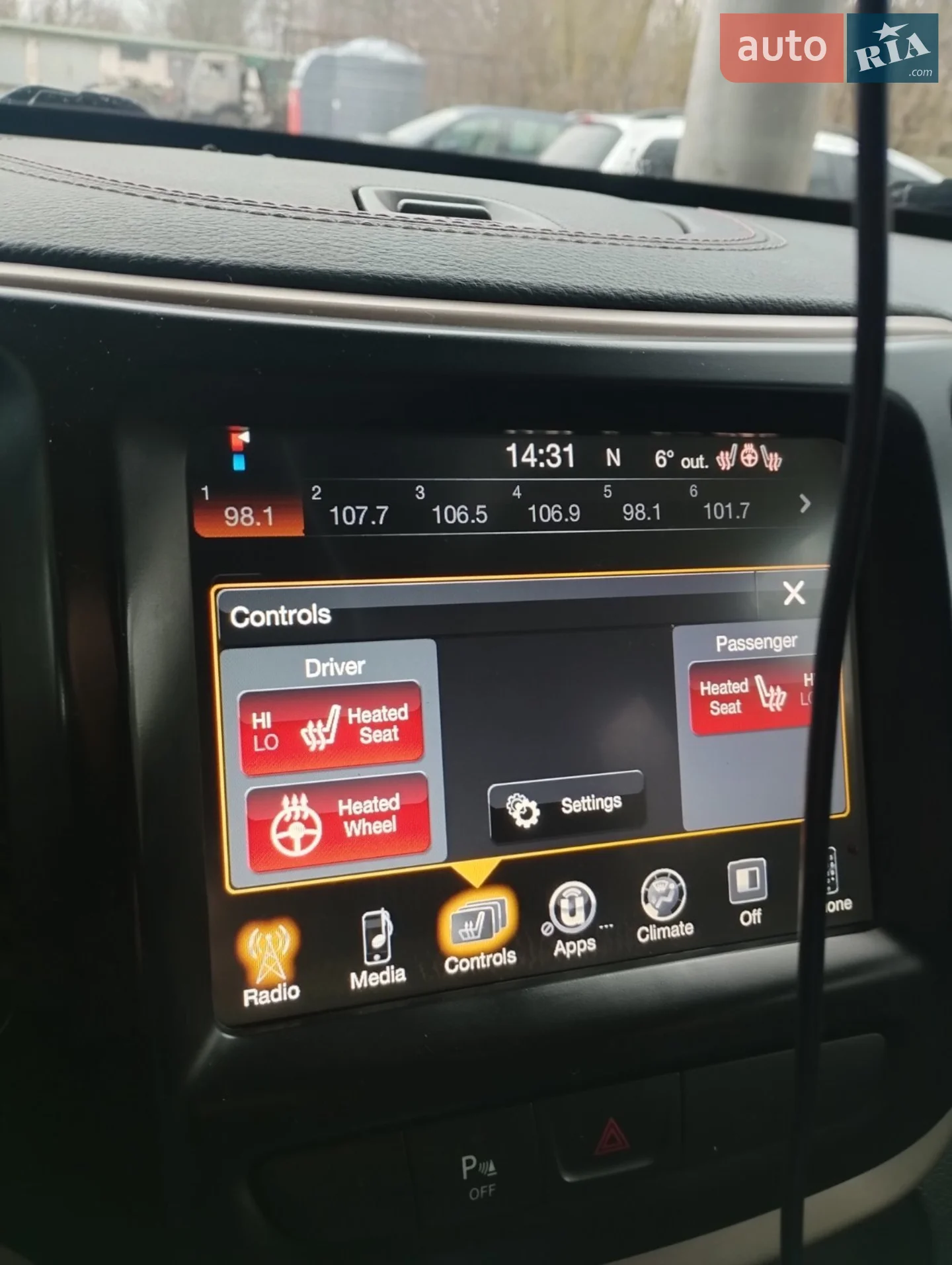2016 Jeep Cherokee - мініатюра 13