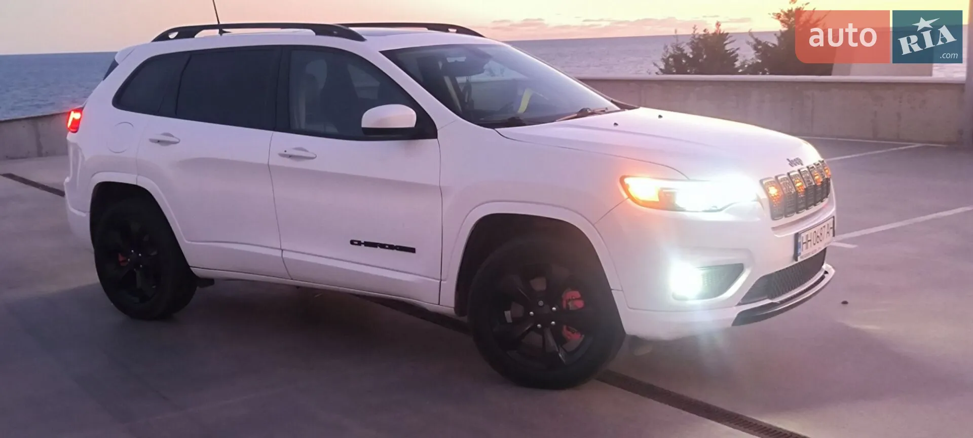 2018 Jeep Cherokee - мініатюра 13