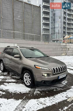 Внедорожник / Кроссовер Jeep Cherokee 2017 в Киеве